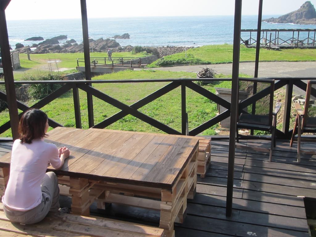 A Pousada Amakusa West Coast Backpackers Fu-Raibou Exterior foto