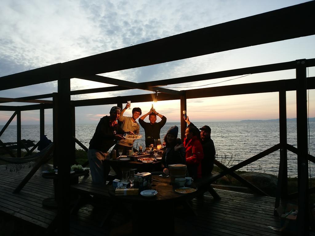 A Pousada Amakusa West Coast Backpackers Fu-Raibou Exterior foto